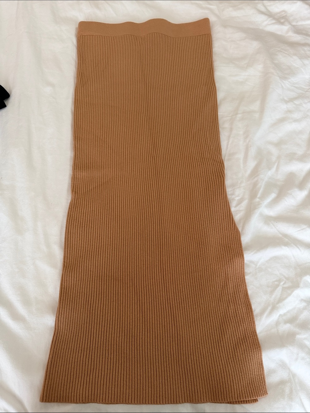 BE COOL Ribbed Midi Skirt in Camel